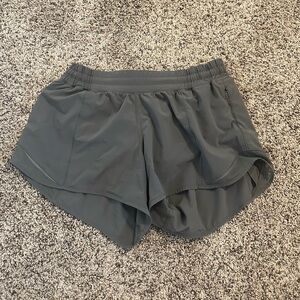 Lululemon Hotty Hot Size 10 Tall 4 Inch Inseam Shorts